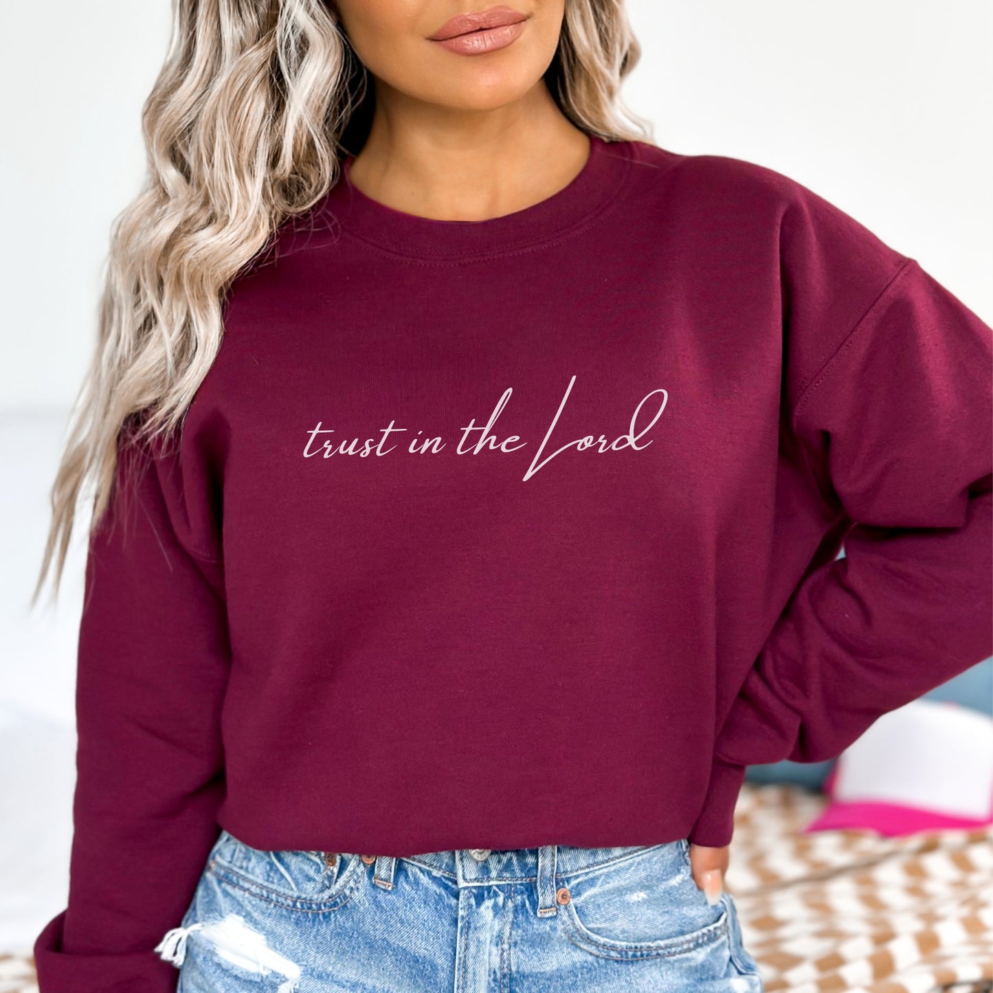 Trust in the Lord Christian Sweatshirt - Soar on Wings Like Eagles - Isaiah 40:31