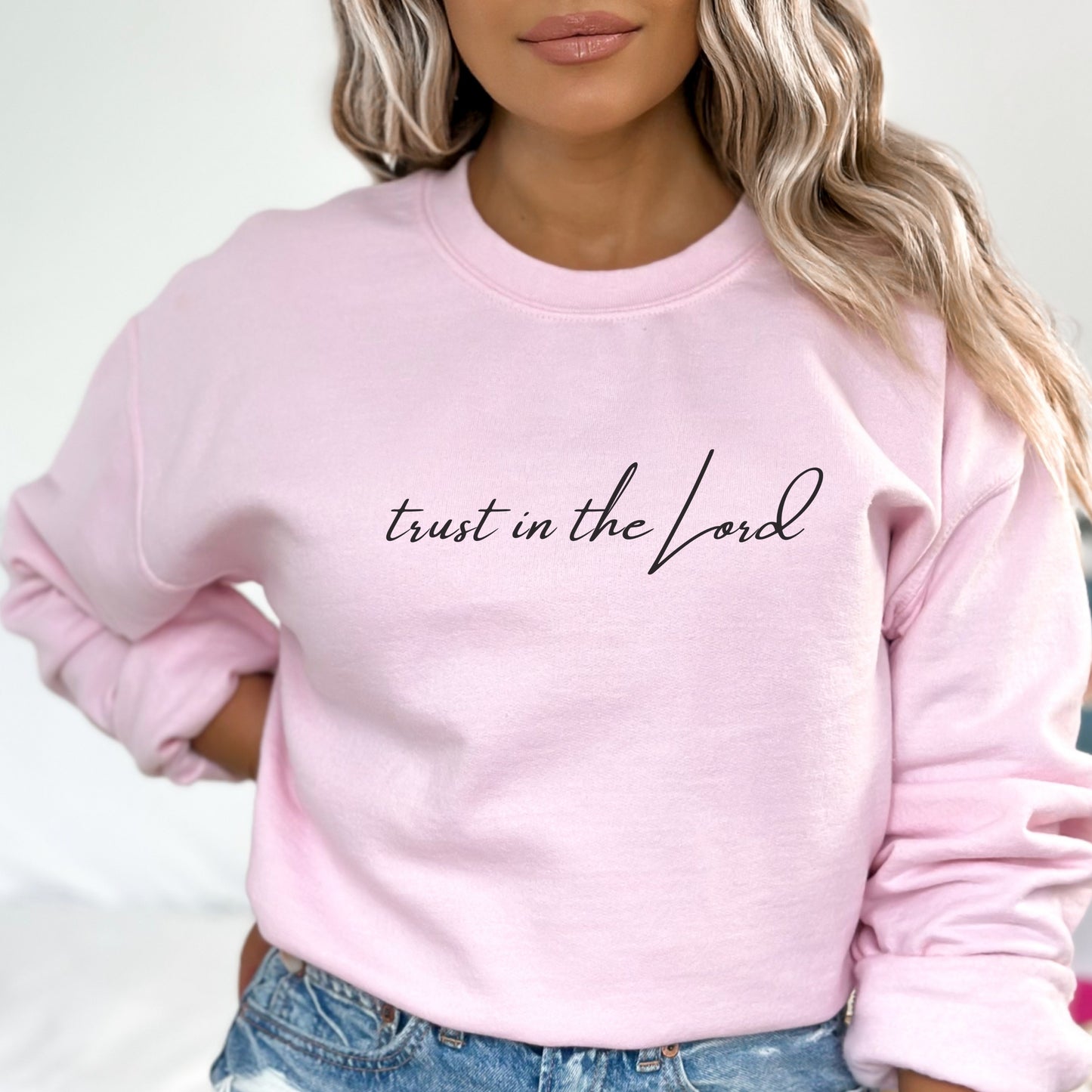 Trust in the Lord Christian Sweatshirt - Soar on Wings Like Eagles - Isaiah 40:31